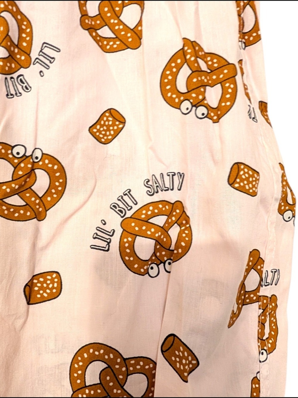 Aeropostale Yellow Stripe Pretzel Print Shorts 2 Pack - Picture 4 of 8